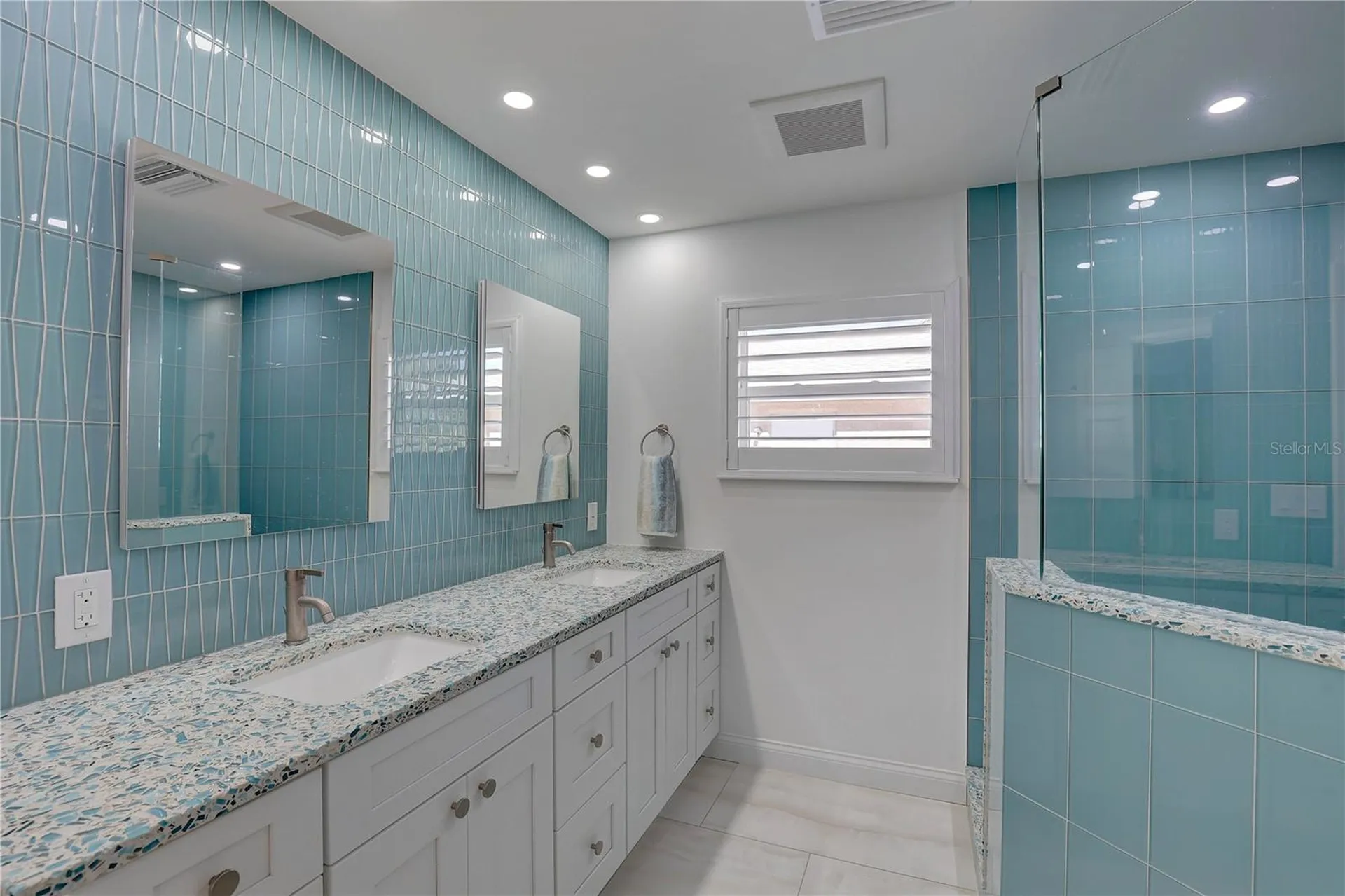 4401 43rd Street S St Petersburg FL 33711