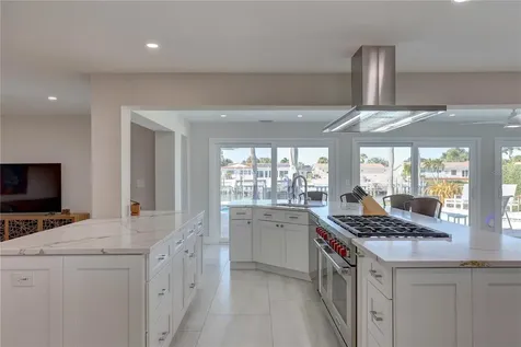 4401 43rd Street S St Petersburg FL 33711