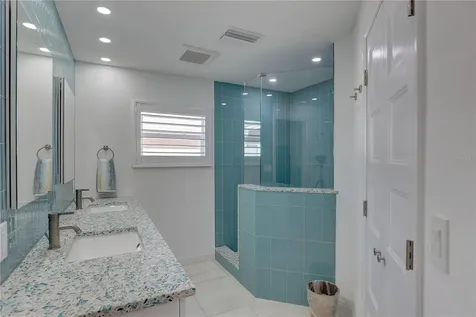 4401 43rd Street S St Petersburg FL 33711