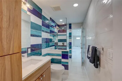 4401 43rd Street S St Petersburg FL 33711