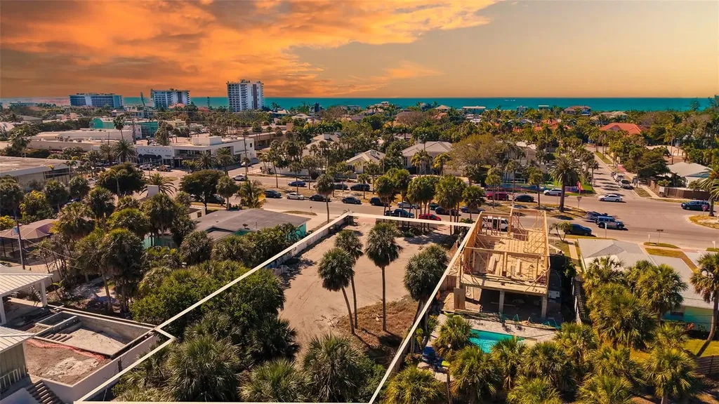 130 N Blvd Of The Presidents Sarasota FL 34236