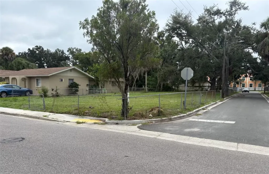 1626 22nd Street Sarasota FL 34234