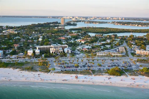 130 N Blvd Of The Presidents Sarasota FL 34236