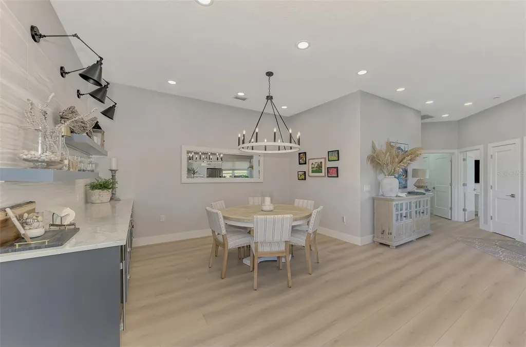 561 Fallbrook Drive Venice FL 34292