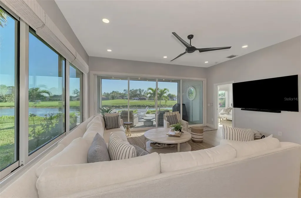 561 Fallbrook Drive Venice FL 34292