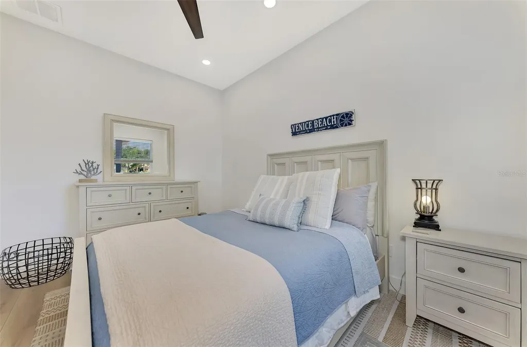 561 Fallbrook Drive Venice FL 34292