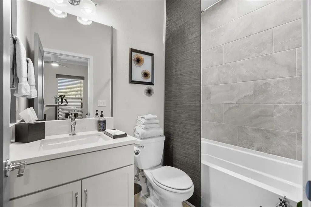 946 Highland Avenue Dunedin FL 34698