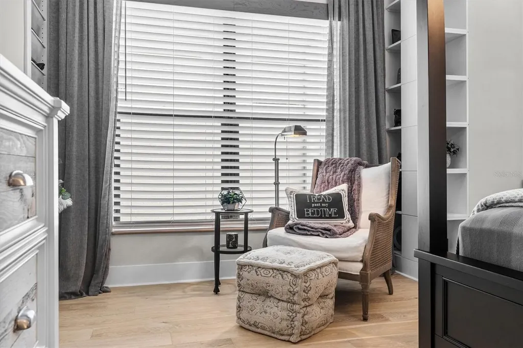 946 Highland Avenue Dunedin FL 34698