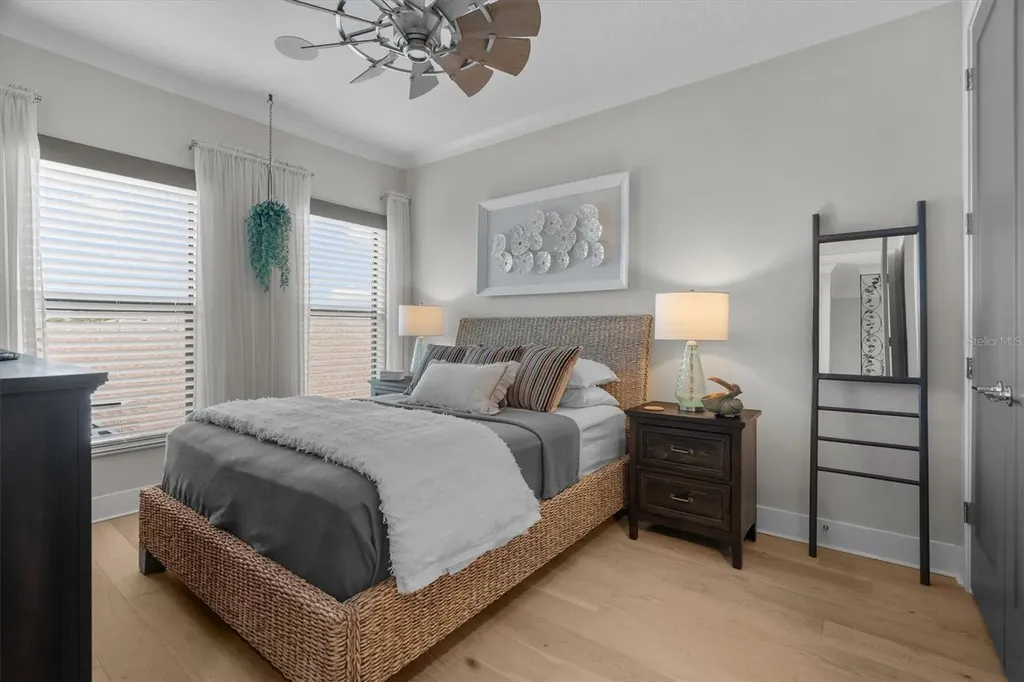 946 Highland Avenue Dunedin FL 34698