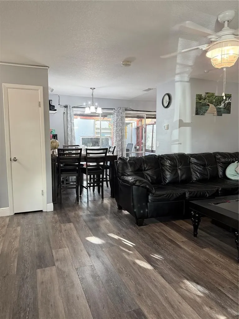 6313 Willow Oak Lane Orlando FL 32809