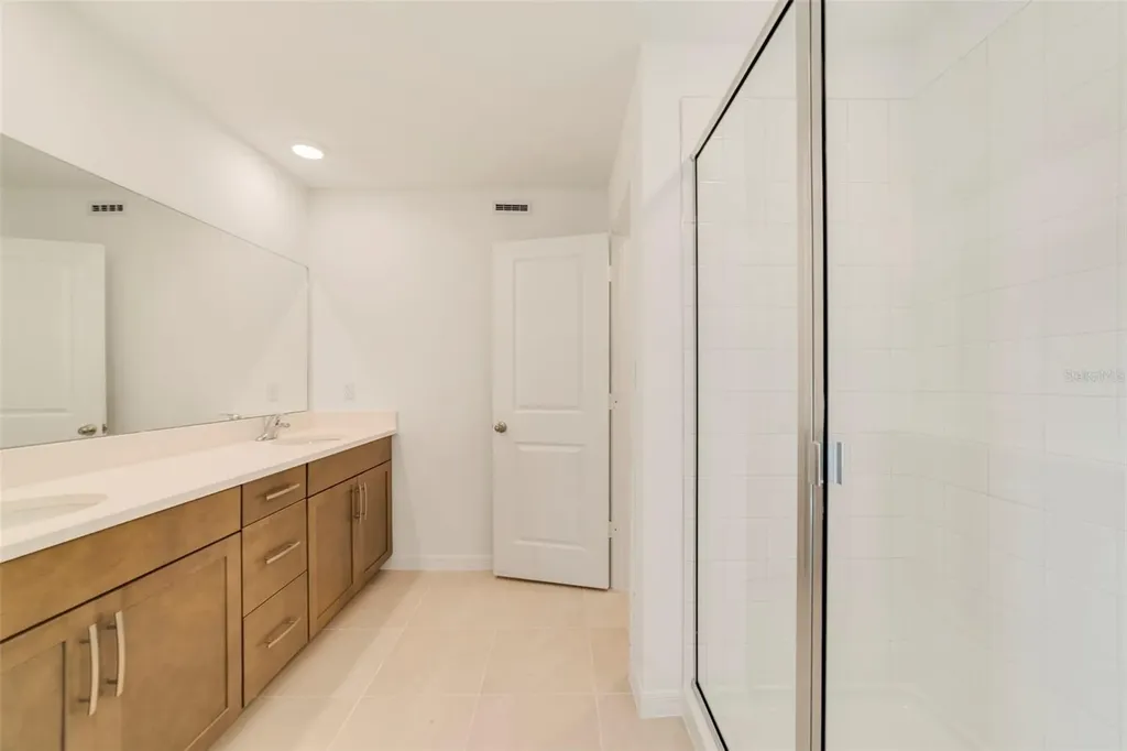 1669 Greenleaf Woods Cove Oviedo FL 32765