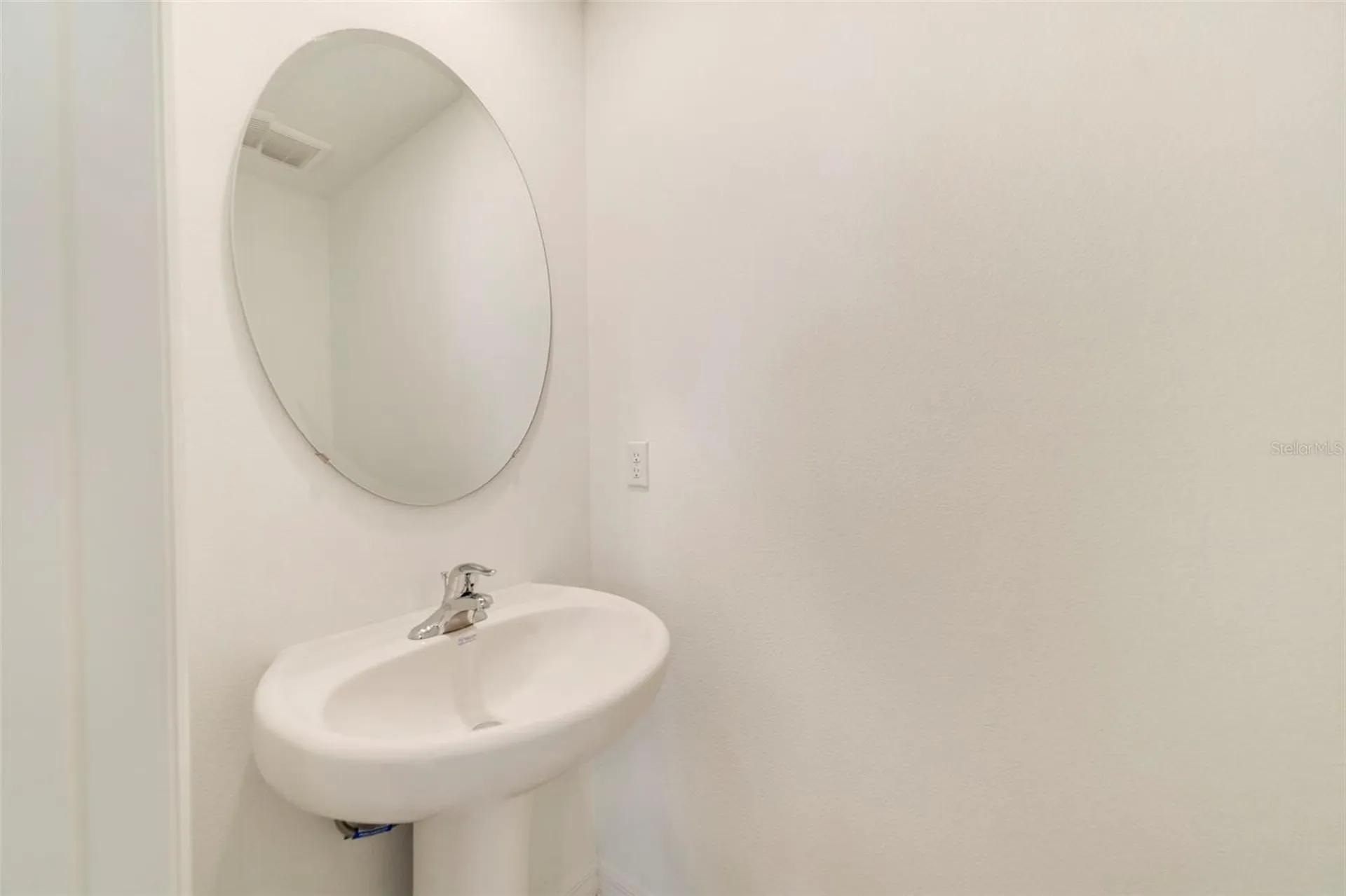 1669 Greenleaf Woods Cove Oviedo FL 32765