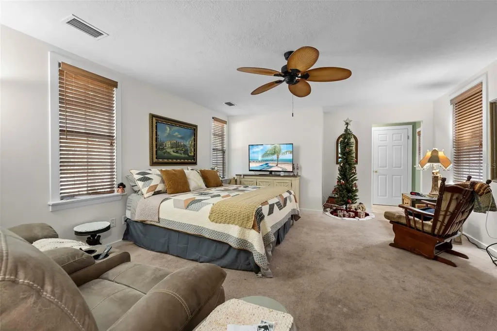 16 52nd Street Yankeetown FL 34498