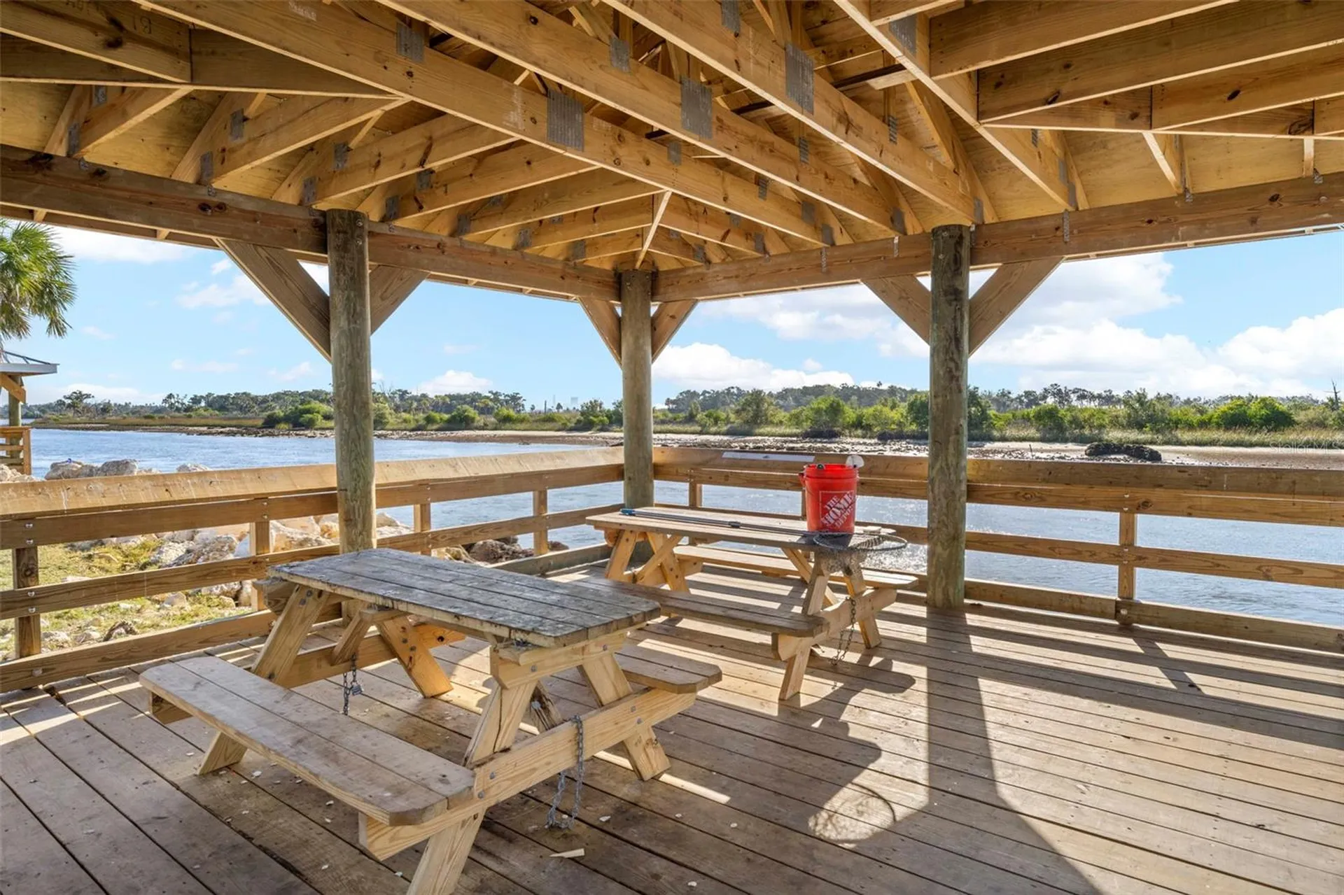 16 52nd Street Yankeetown FL 34498