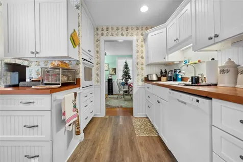 16 52nd Street Yankeetown FL 34498