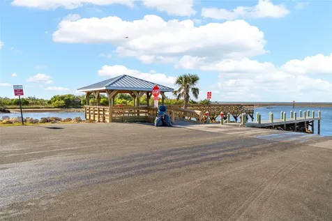 16 52nd Street Yankeetown FL 34498
