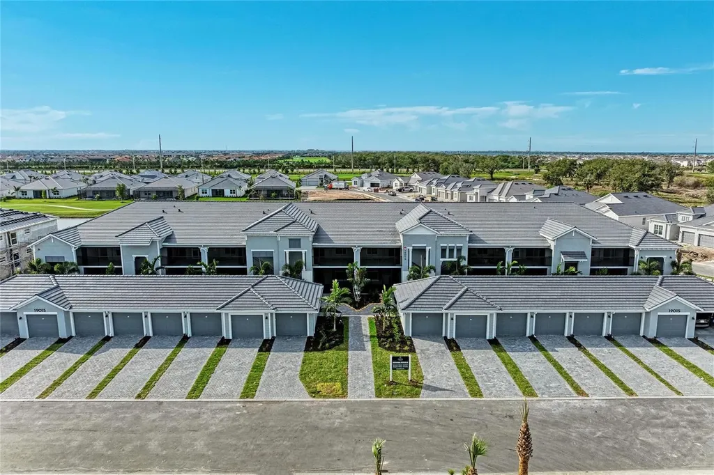 19015 Scallop Loop Lakewood Ranch FL 34211