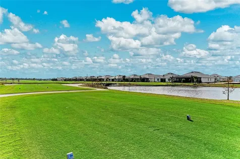 19015 Scallop Loop Lakewood Ranch FL 34211