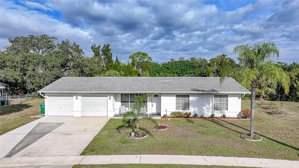 2155 Lakeshore Circle Port Charlotte FL 33952