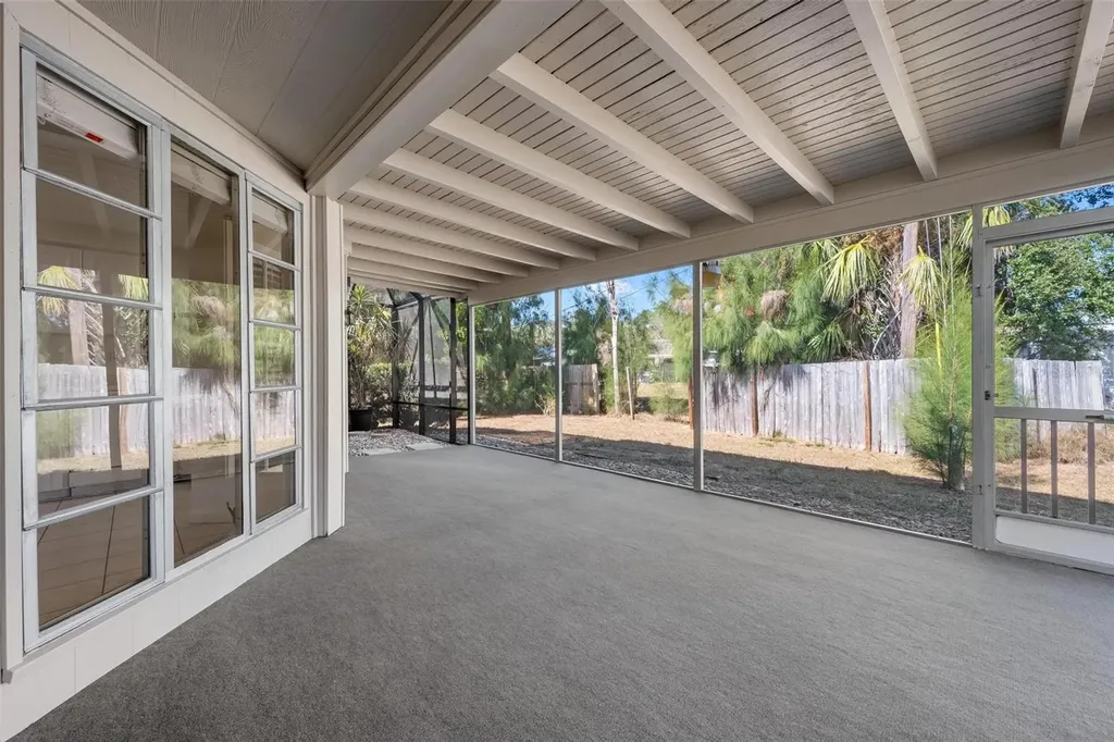 4927 Live Oak Drive Sarasota FL 34232