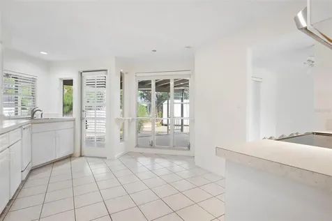 4927 Live Oak Drive Sarasota FL 34232
