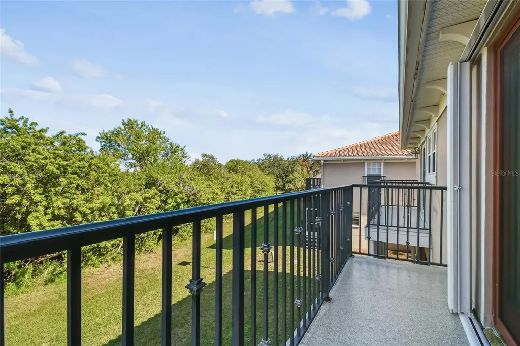 268 Valencia Circle St Petersburg FL 33716