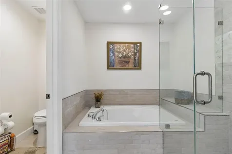 268 Valencia Circle St Petersburg FL 33716