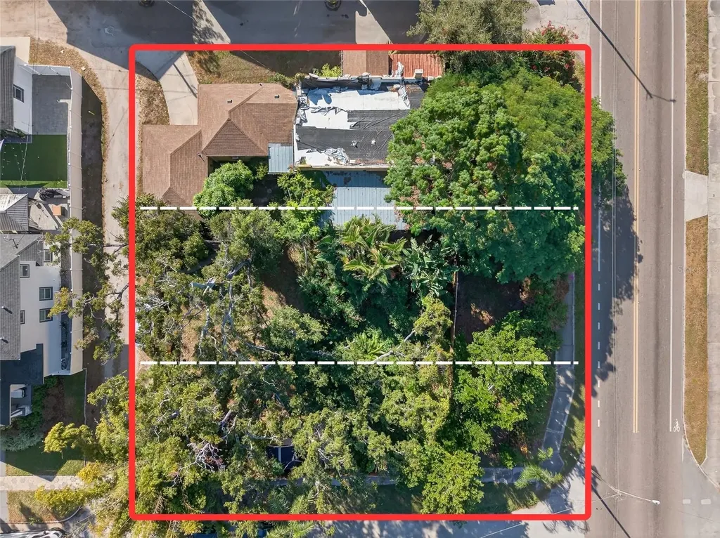1321 28th Street N St Petersburg FL 33713
