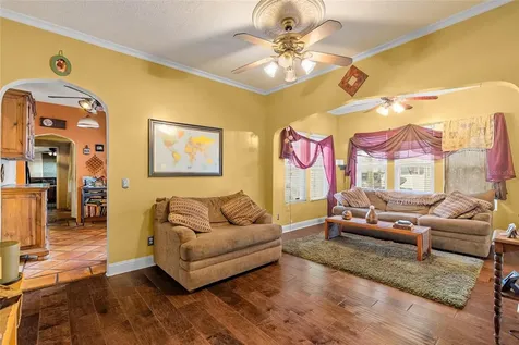 1321 28th Street N St Petersburg FL 33713