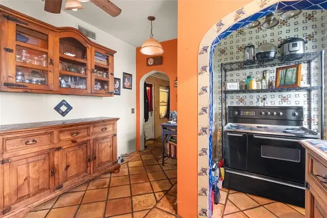 1321 28th Street N St Petersburg FL 33713