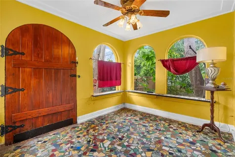 1321 28th Street N St Petersburg FL 33713