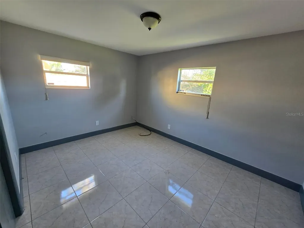 5005 Stolls Avenue Tampa FL 33615