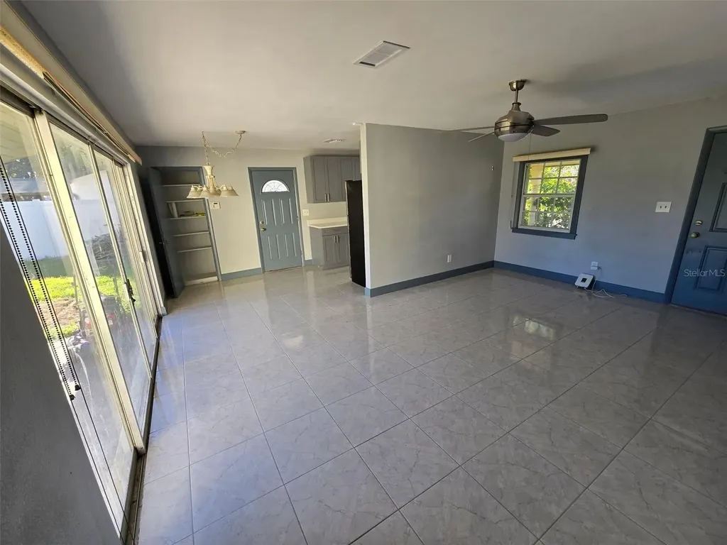 5005 Stolls Avenue Tampa FL 33615