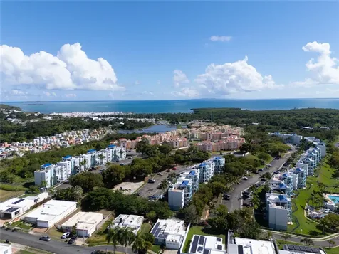 F 101 Costa Esmeralda Ceiba PR 00735