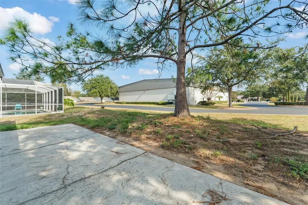 881 Vanderbilt Drive Eustis FL 32726