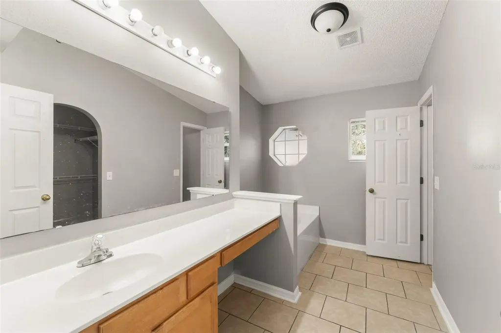 881 Vanderbilt Drive Eustis FL 32726