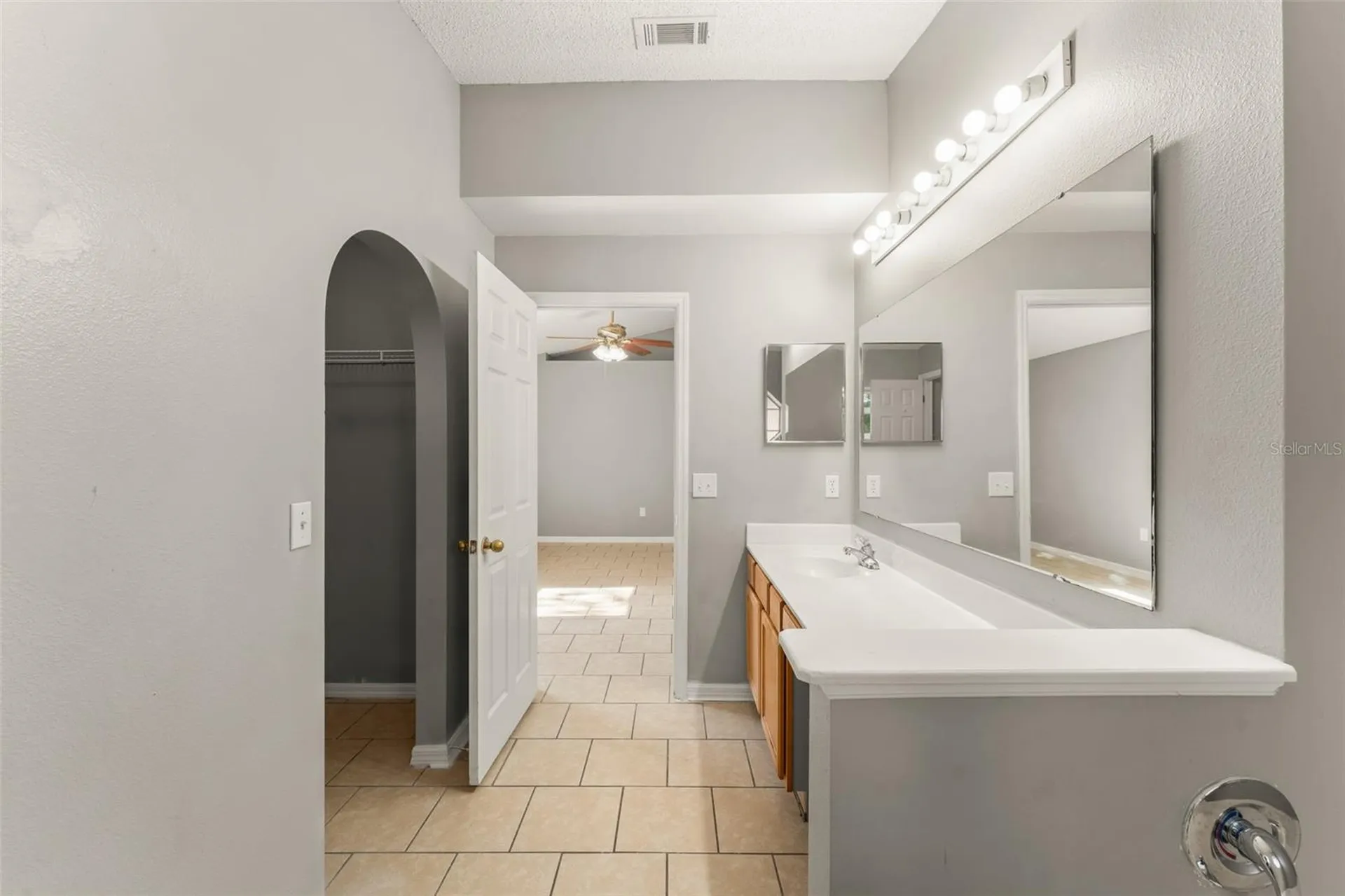 881 Vanderbilt Drive Eustis FL 32726