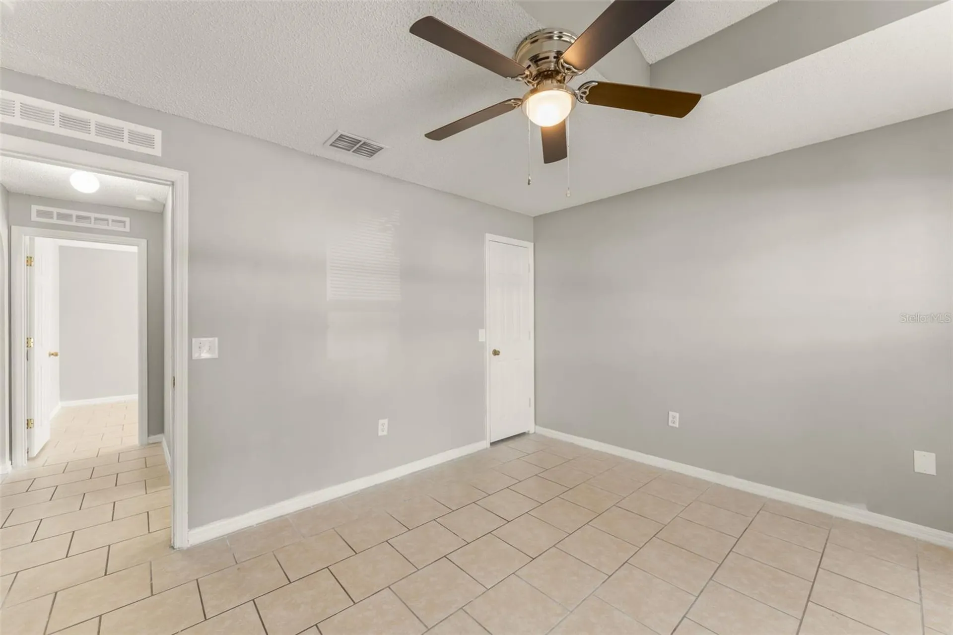 881 Vanderbilt Drive Eustis FL 32726