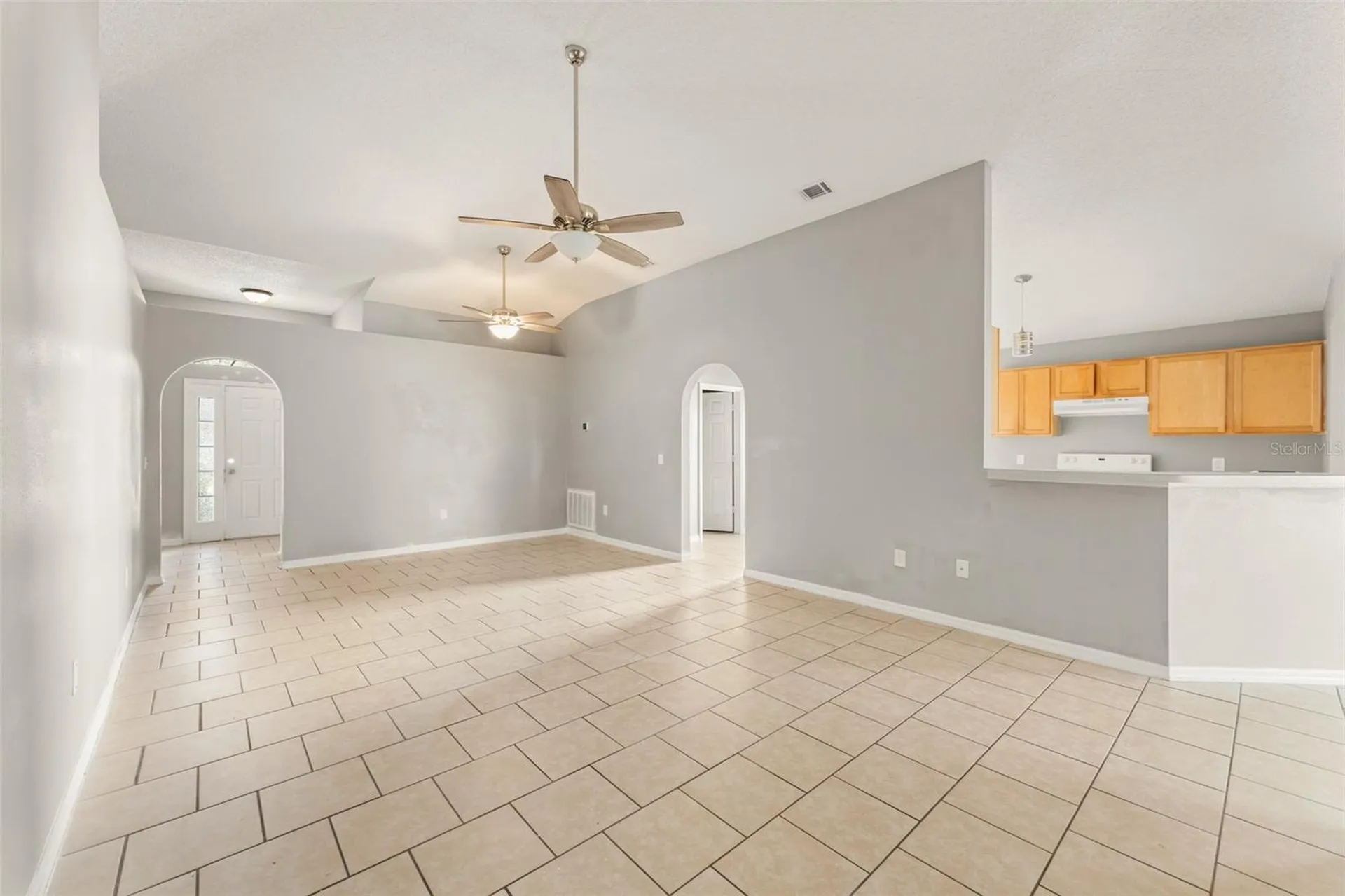 881 Vanderbilt Drive Eustis FL 32726