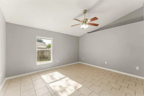 881 Vanderbilt Drive Eustis FL 32726