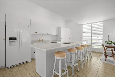 AF7 Villa Franca Barcelona Street Humacao PR 00791