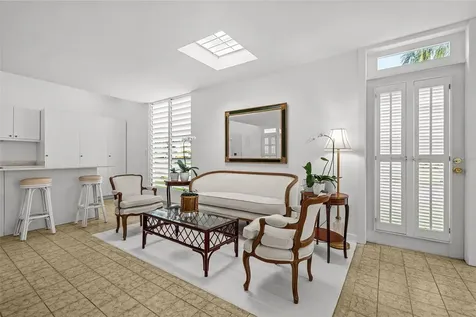 AF7 Villa Franca Barcelona Street Humacao PR 00791