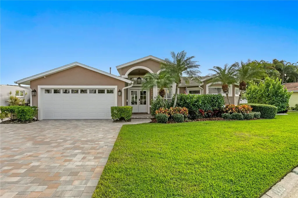 1320 52nd Avenue NE St Petersburg FL 33703