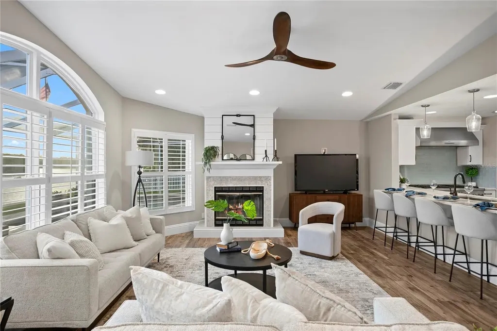 1320 52nd Avenue NE St Petersburg FL 33703