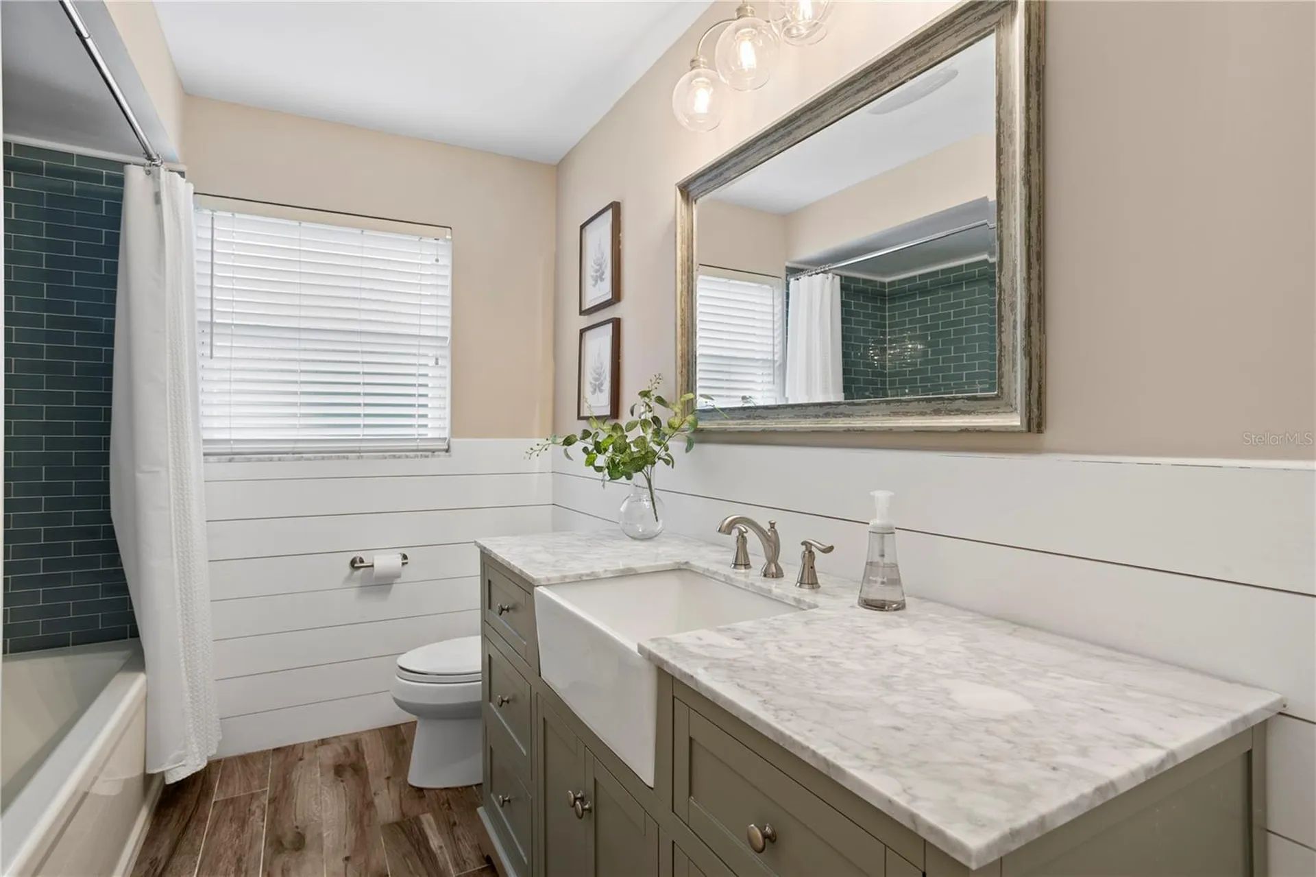 1320 52nd Avenue NE St Petersburg FL 33703
