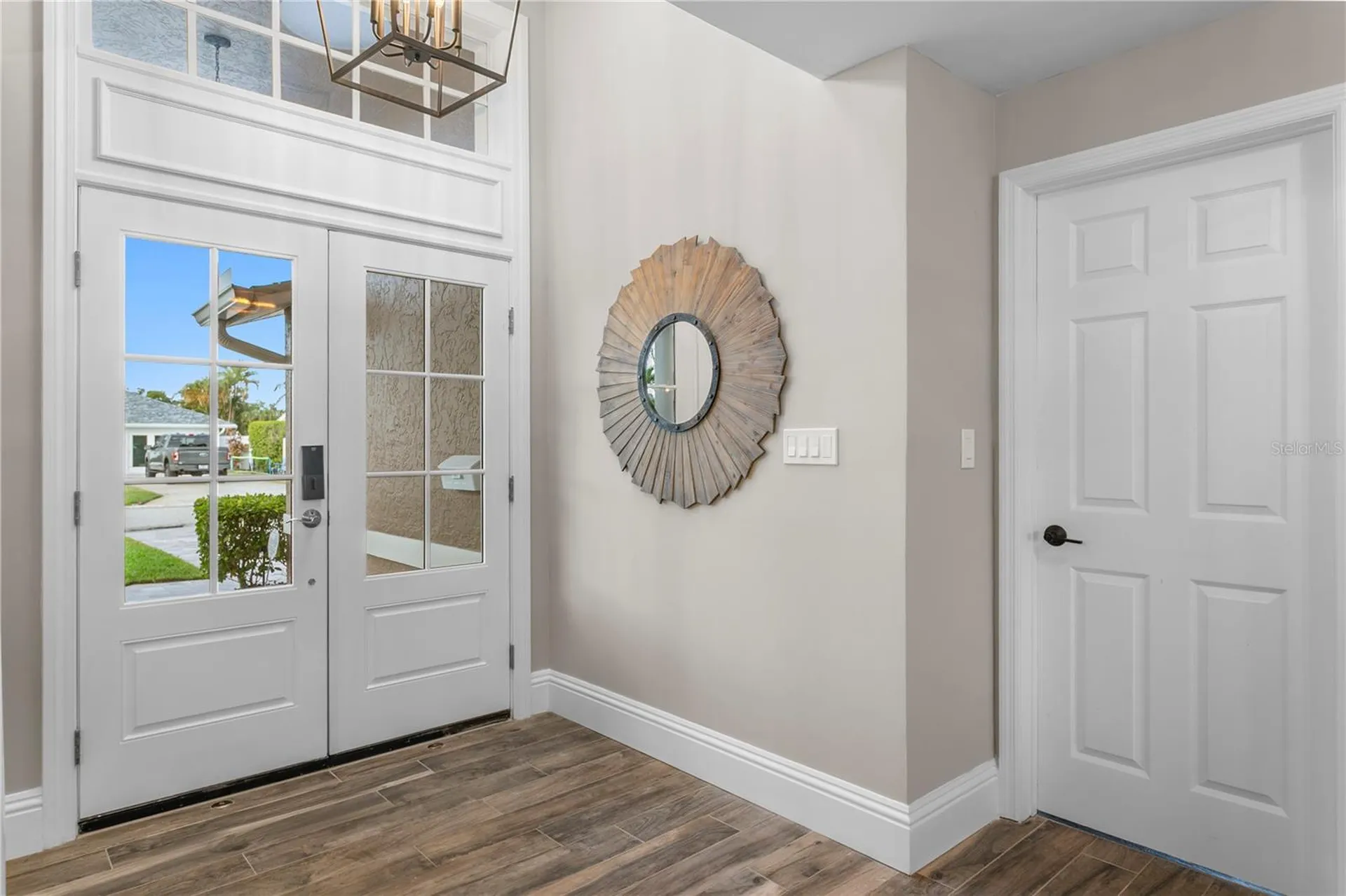 1320 52nd Avenue NE St Petersburg FL 33703