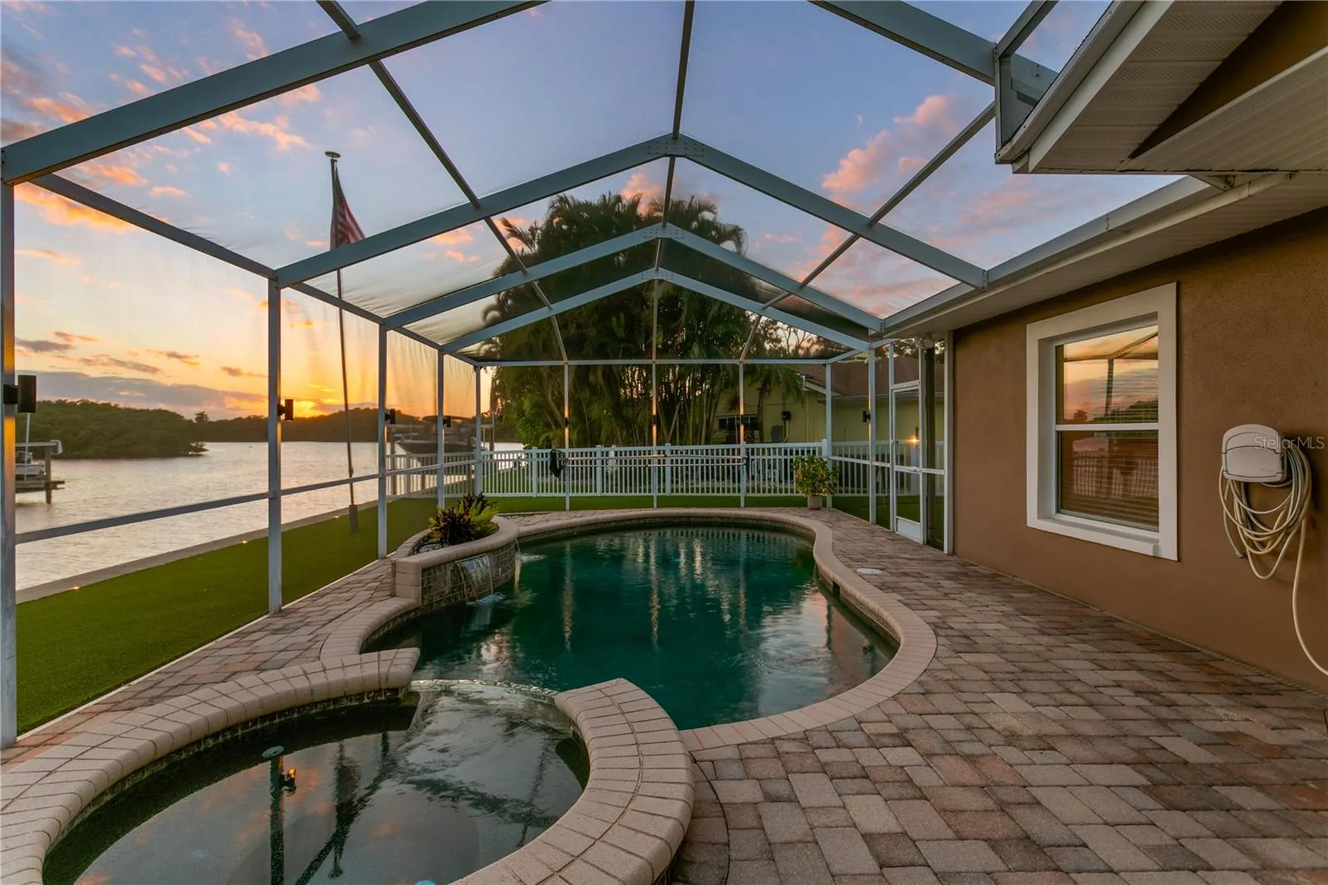 1320 52nd Avenue NE St Petersburg FL 33703