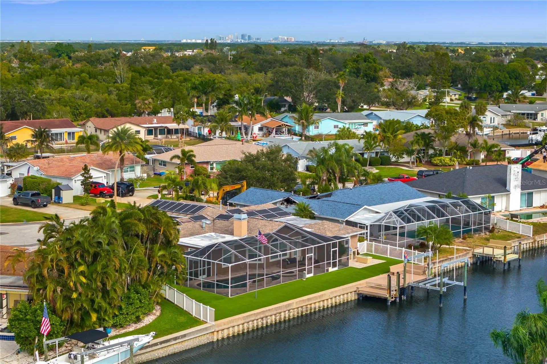 1320 52nd Avenue NE St Petersburg FL 33703