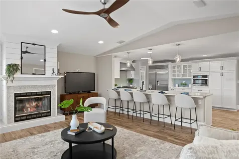 1320 52nd Avenue NE St Petersburg FL 33703
