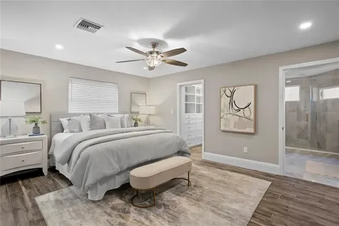 1320 52nd Avenue NE St Petersburg FL 33703